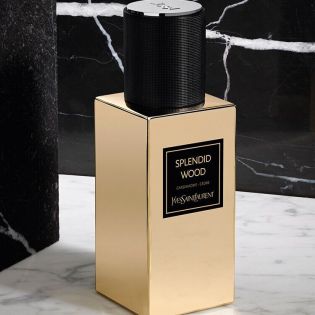 Nádherné drevo – Le Vestiaire des Parfums