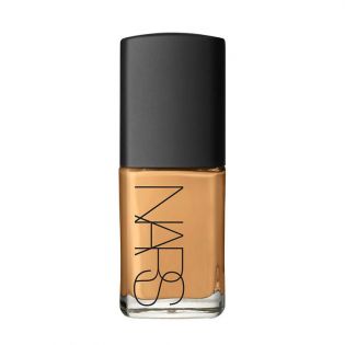 Nadácia Sheer GlowSheer Glow Foundation